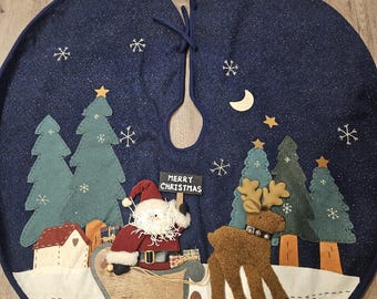 Christmas 3D Tree Skirt w/ Santa & Reindeer - Country Lace, Inc. - 43" - Vintage
