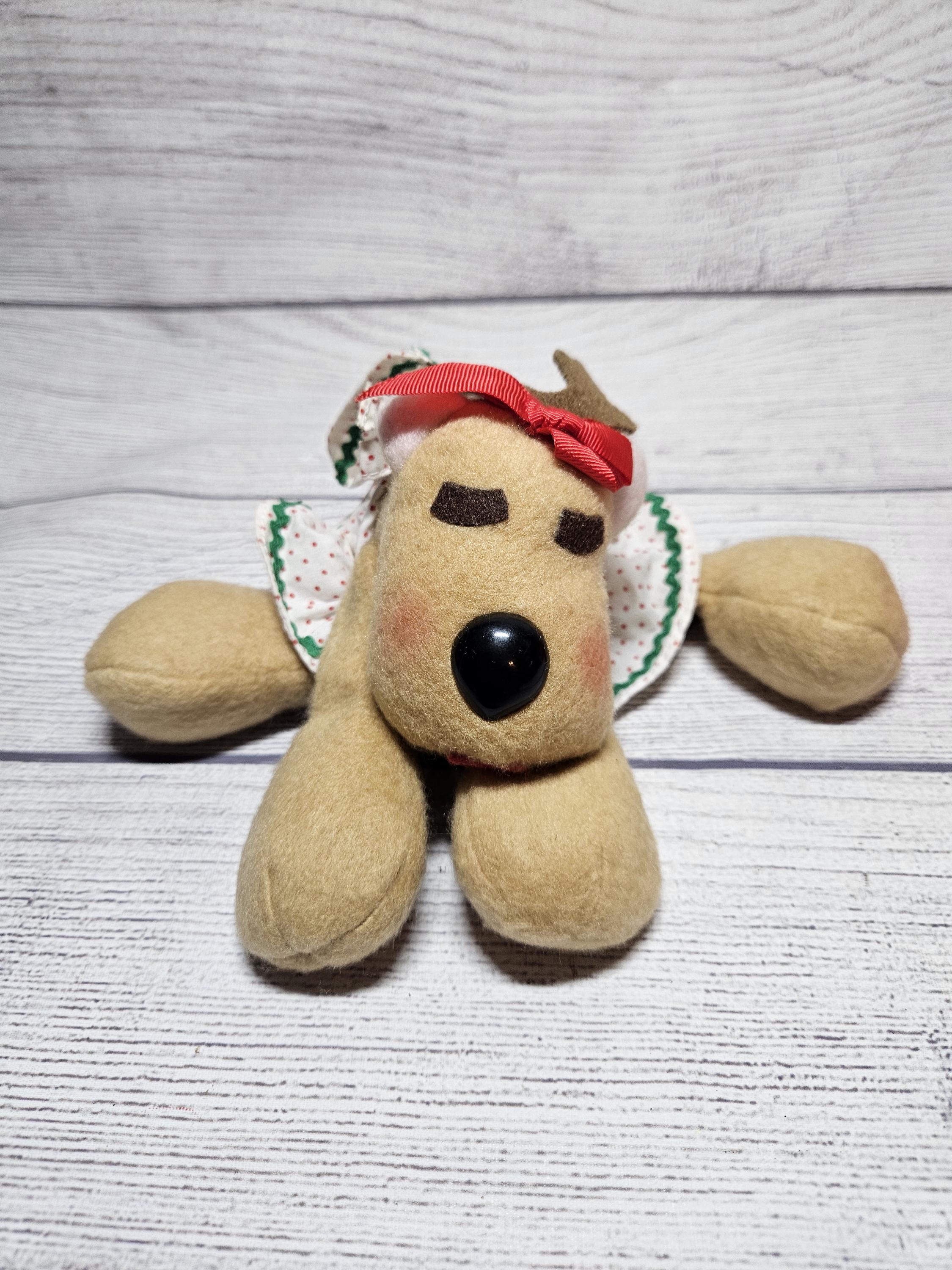 Vintage Hallmark RHONDA REINDEER Stuffed Animal Plush Toy 10