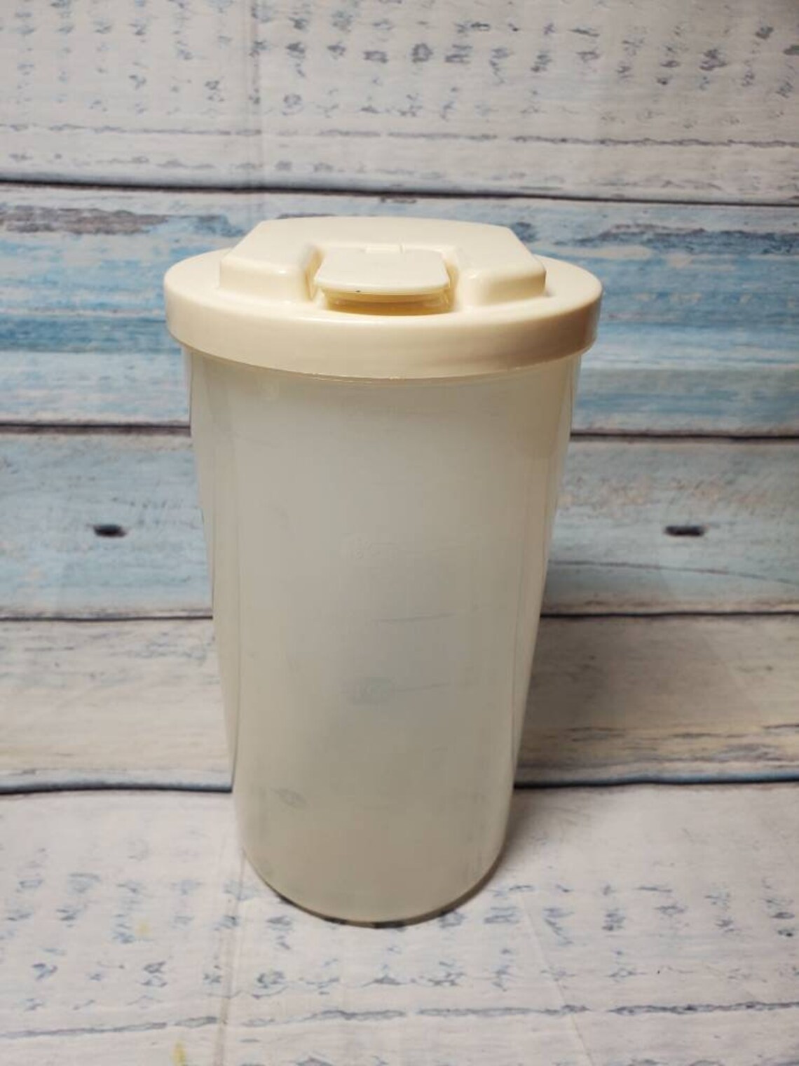 Vintage Rubbermaid Servin' Saver 2 Qt Beverage Container Etsy