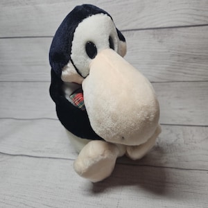 Vintage 1985 Dakin OPUS Penguin Stuffed Plush Toy - 10.5&quot; - Pre-Owned