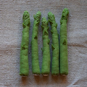 Play food, Asparagus image 3