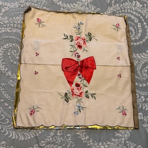 Tovaglia da vassoio ricamata vintage, carta originale, tovaglia floreale ricamata, tovaglia anni '50, tovaglia anni '60, tovaglia in cotone beige, coprivassoio