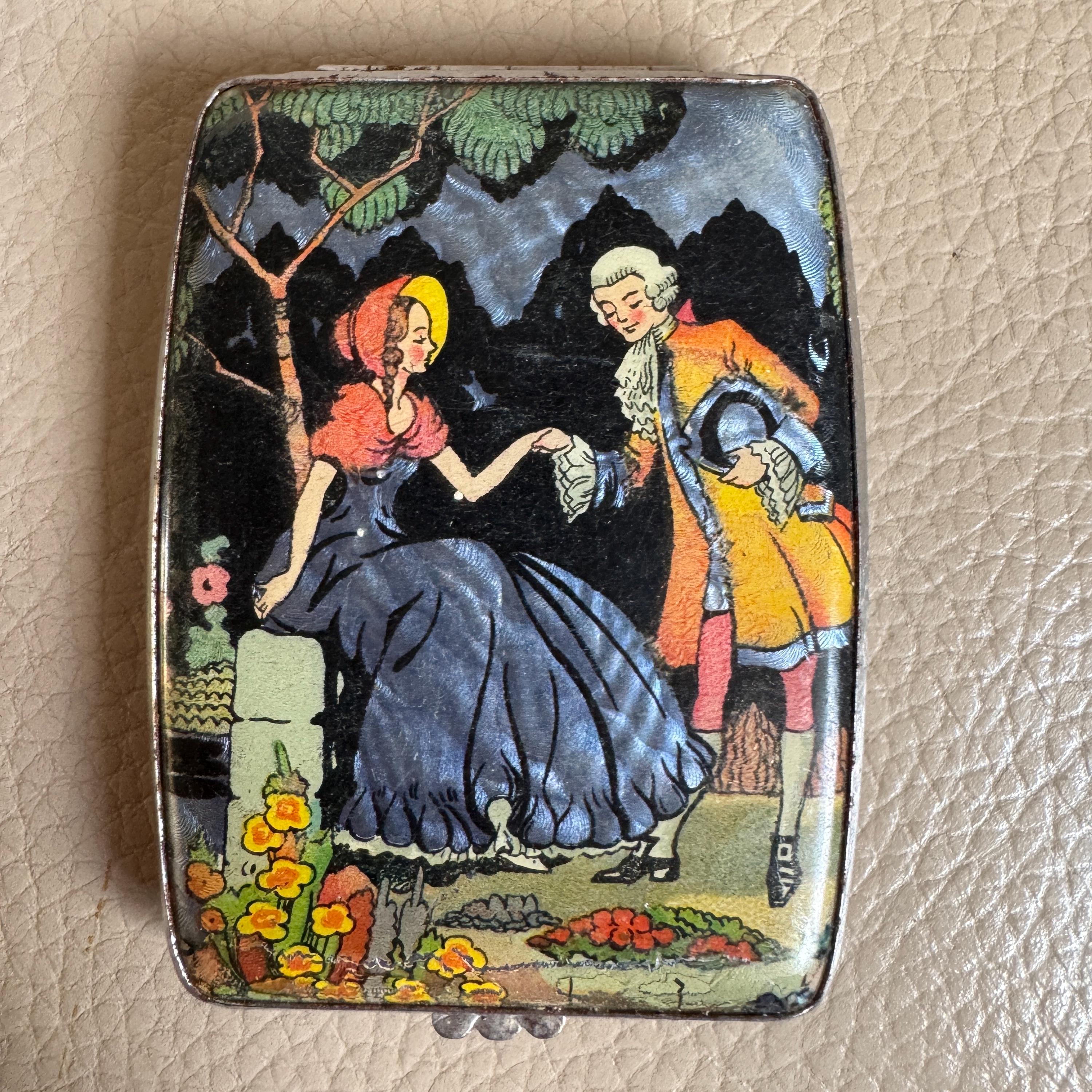 Gwenda Compact - Etsy