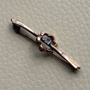 Antique Gold Brooch Edwardian Brooch 9ct Gold Pin 9 Carat Gold Brooch Art Nouveau Jewelry Blue Stone Brooch 1910s Rose Gold Bar Brooch
