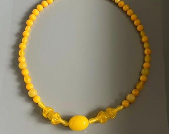 Vintage Yellow Glass Flower Necklace: 1930s Art Deco Peking Glass Beads, 18 Inch