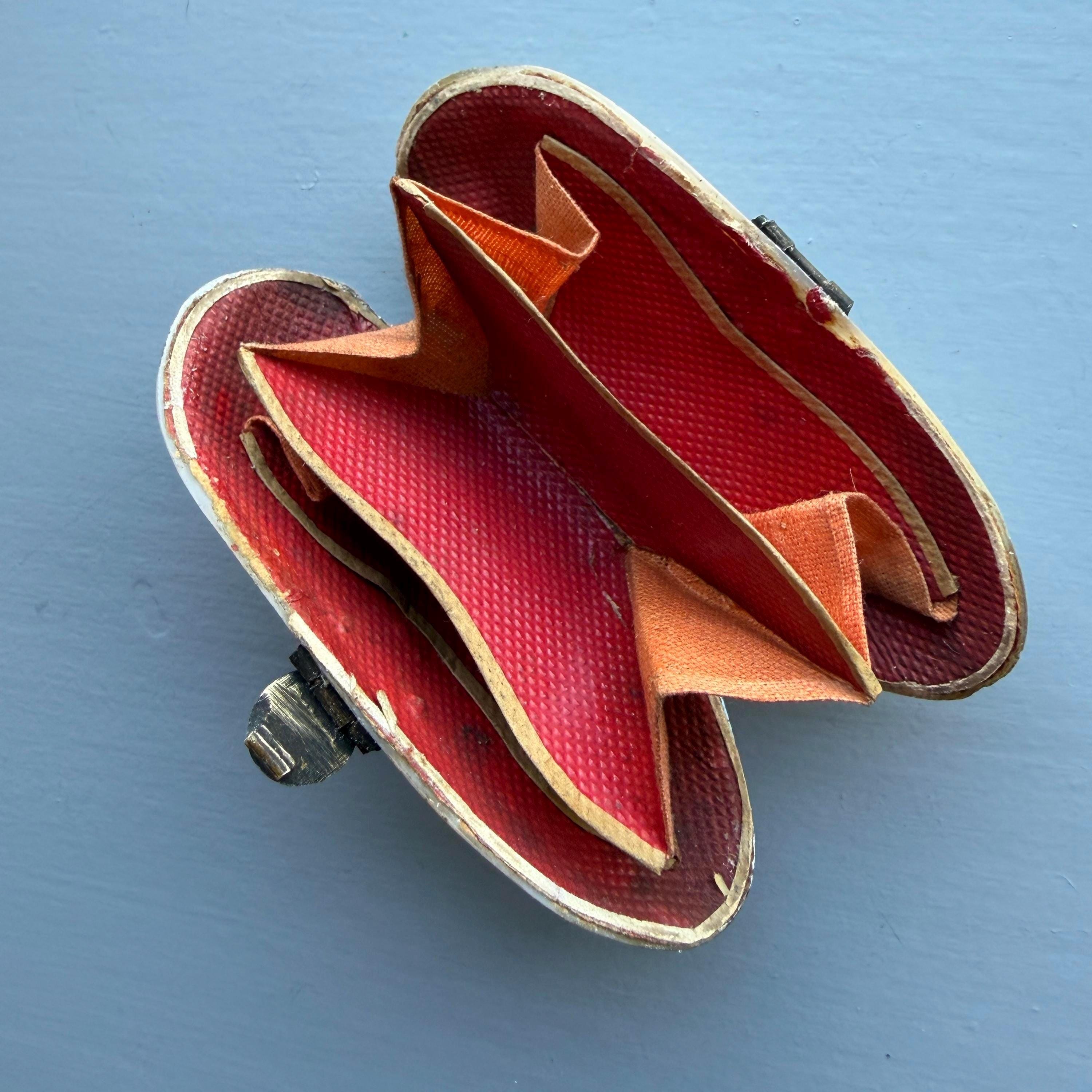Antique Concertina Shell Purse: Victorian Coin Purse - Etsy