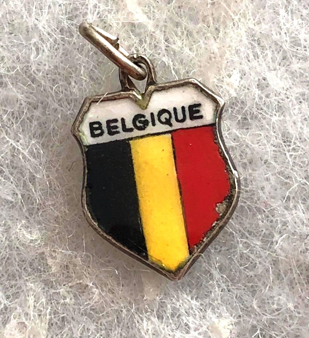 ヴィンテージエナメルベルギーチャーム：800シルバーペンダント、1950