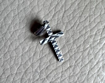 1970s Silver Cross Pendant, Vintage Religious Crucifix
