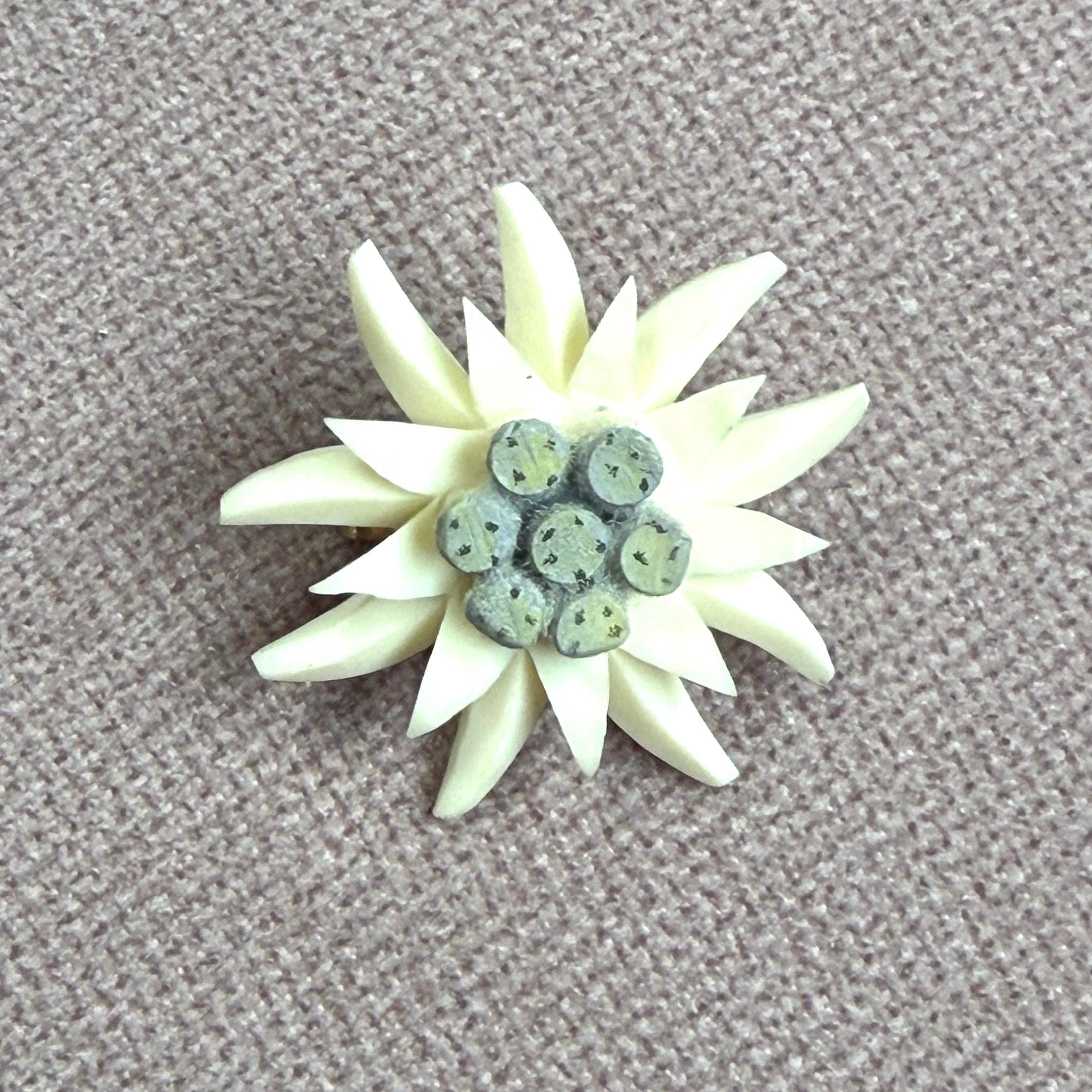 Edelweiss Brooch - Etsy