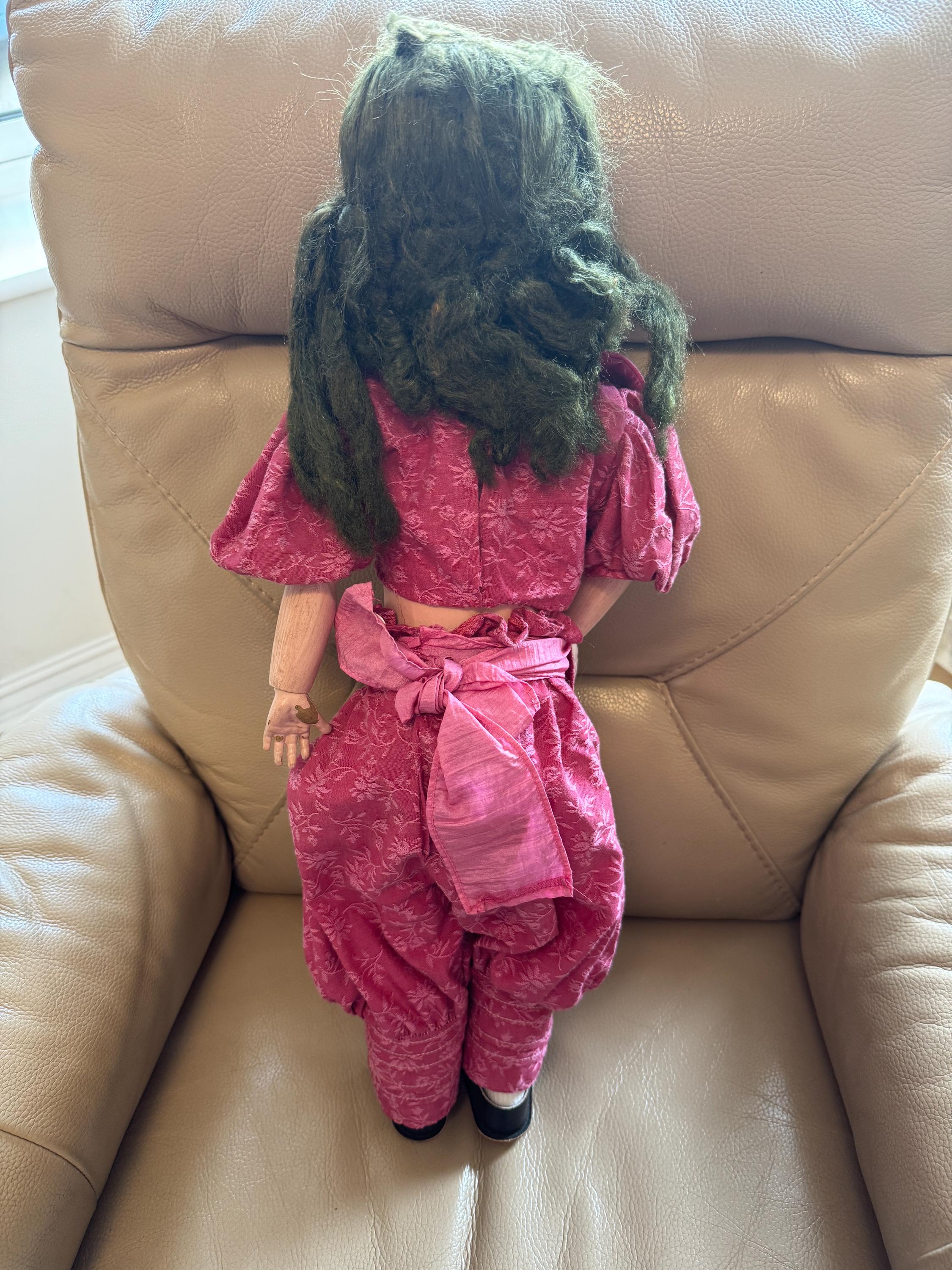 アンティーク フレンチ ビスクドール SFBJ 10：1910年代のキャラクター