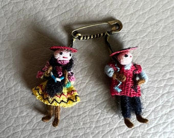 Vintage Doll Brooch Doll Pin Peruvian Doll Brooch Vintage Doll Pin Vintage Brooch Dangle Brooch Drop Brooch Ataiti Doll Brooch Miniature