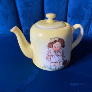 Mabel Lucie Attwell Teapot Yellow Teapot 1930s Teapot Ceramic Teapot English Pottery Teapot Vintage Teapot Antique Teapot Small Teapot sale
