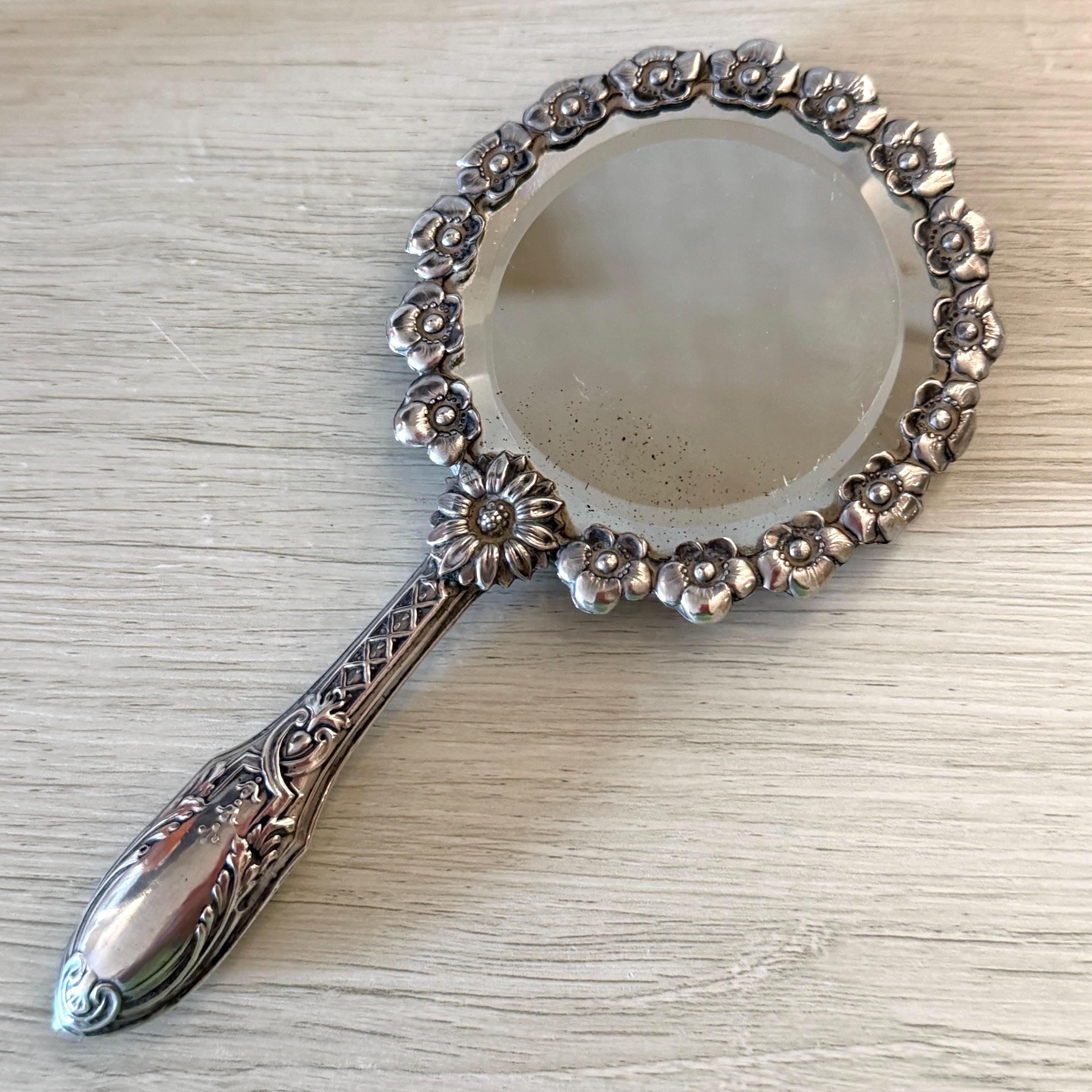 手鏡 ポルトガル アンティーク Antique Silver Hand Mirror: Portuguese, Floral, Bevelled