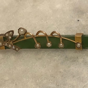 Antique Nephrite Jade Brooch 9 Carat 9ct Gold Seed Pearls 1880s 1890s Victorian brooch