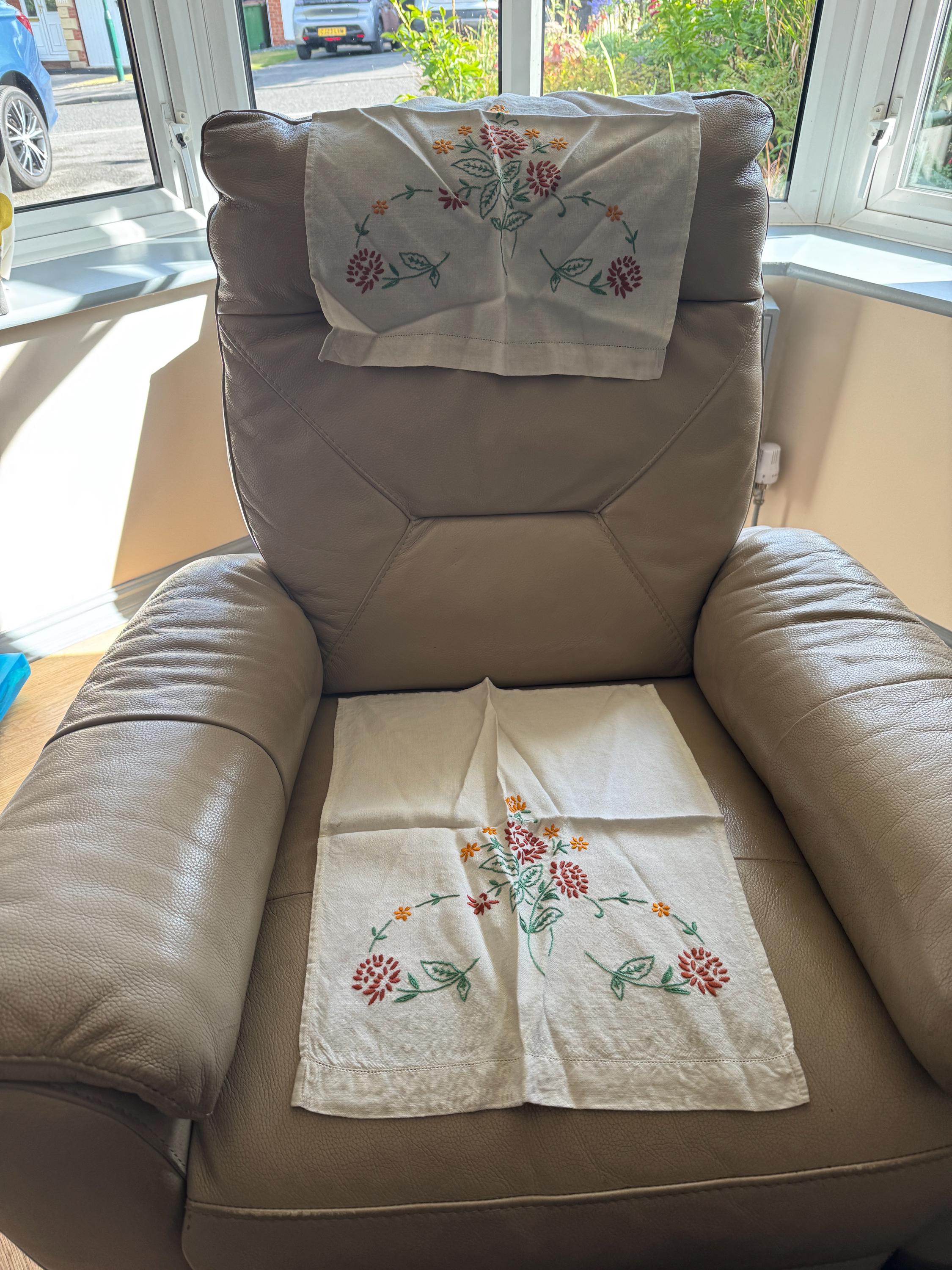 Embroidered antique chairs - Etsy 日本