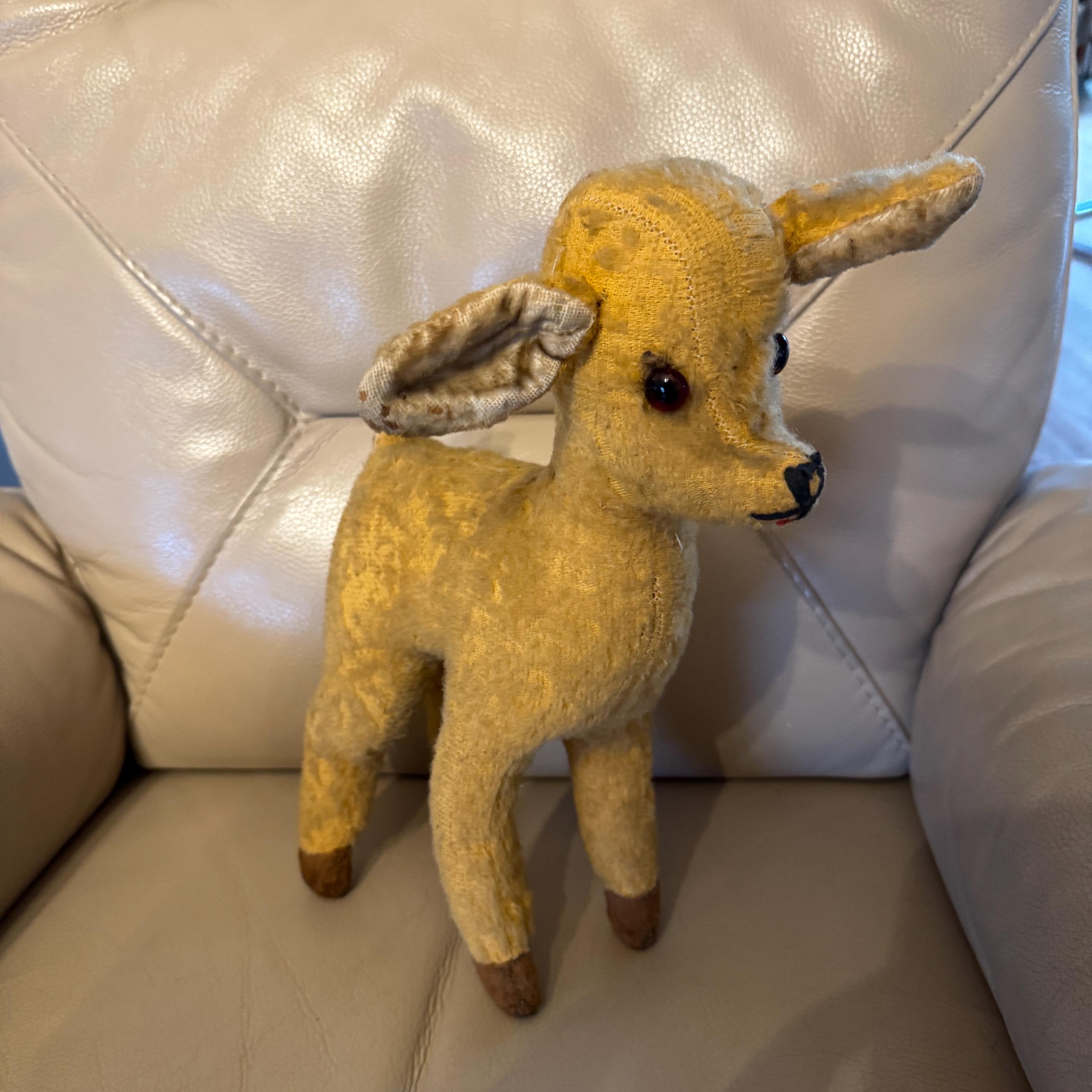 Vintage Baby Deer, 1950s Stuffed Fawn, Mohair, Glass Eyes, Velvet