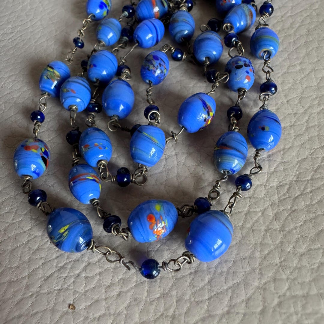 1930年代のコバルトブルーガラスビーズネックレス：ヴィンテージ