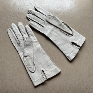 Vintage Leather Gloves Hand Stitched Gloves Gloves 1940s Gloves 1950s Ladys Gloves Small Medium Gloves Cream Gloves Size 7 Foreign German