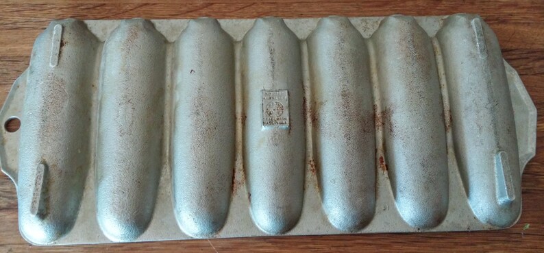 Wearever Corn Stick Pan No 2797 Dexis Iberica Muffin Cupcake Tins Home Living
