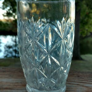 Vintage 12 Ounce Tumbler or Jelly Jar/Thick Heavy Glass/Starburst/5 1/8' tall/Prescut/Starburst on Base