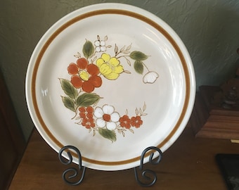 One 10 1/2" Mountain Wood Collection Stoneware Trellis Blossom  Dinner Plate  Good Used Vintage Condition With Utensil Marks