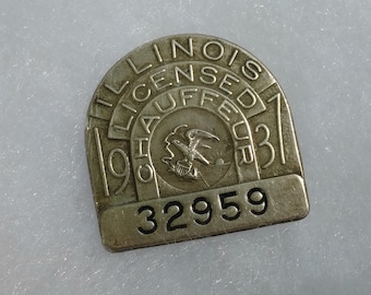 On Sale Vintage 1937 Illinois Licensed Chauffeur #32959 Metal Pin/Badge Vintage Collectible Preworn/Used/Retro