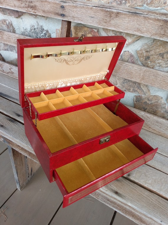 1960s Large Leather Jewelry Box Gem