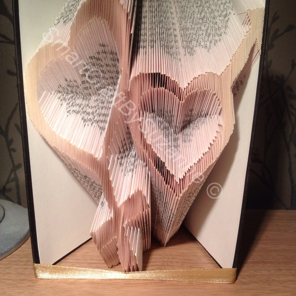 Male/Female heart symbols Book Folding Pattern