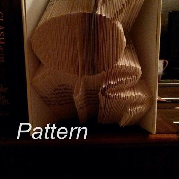 Knitting Needles and Wool Book Folding Pattern