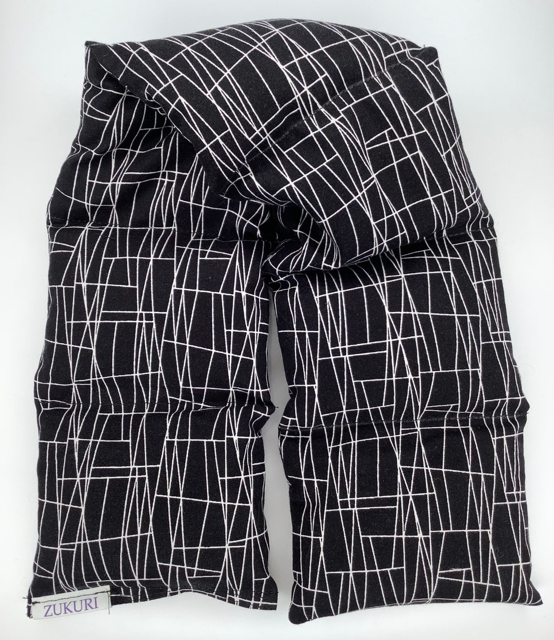 Heating Pad, Flax Seed filled heating pad, neck warmer, microwaveable