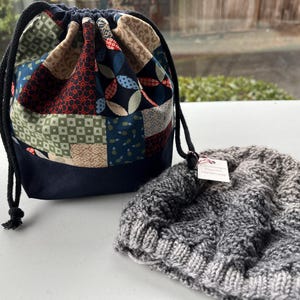 Drawstring project bag, knitting project bag, craft bag, small project bag, crochet bag, knitting bag, Japanese fabric,