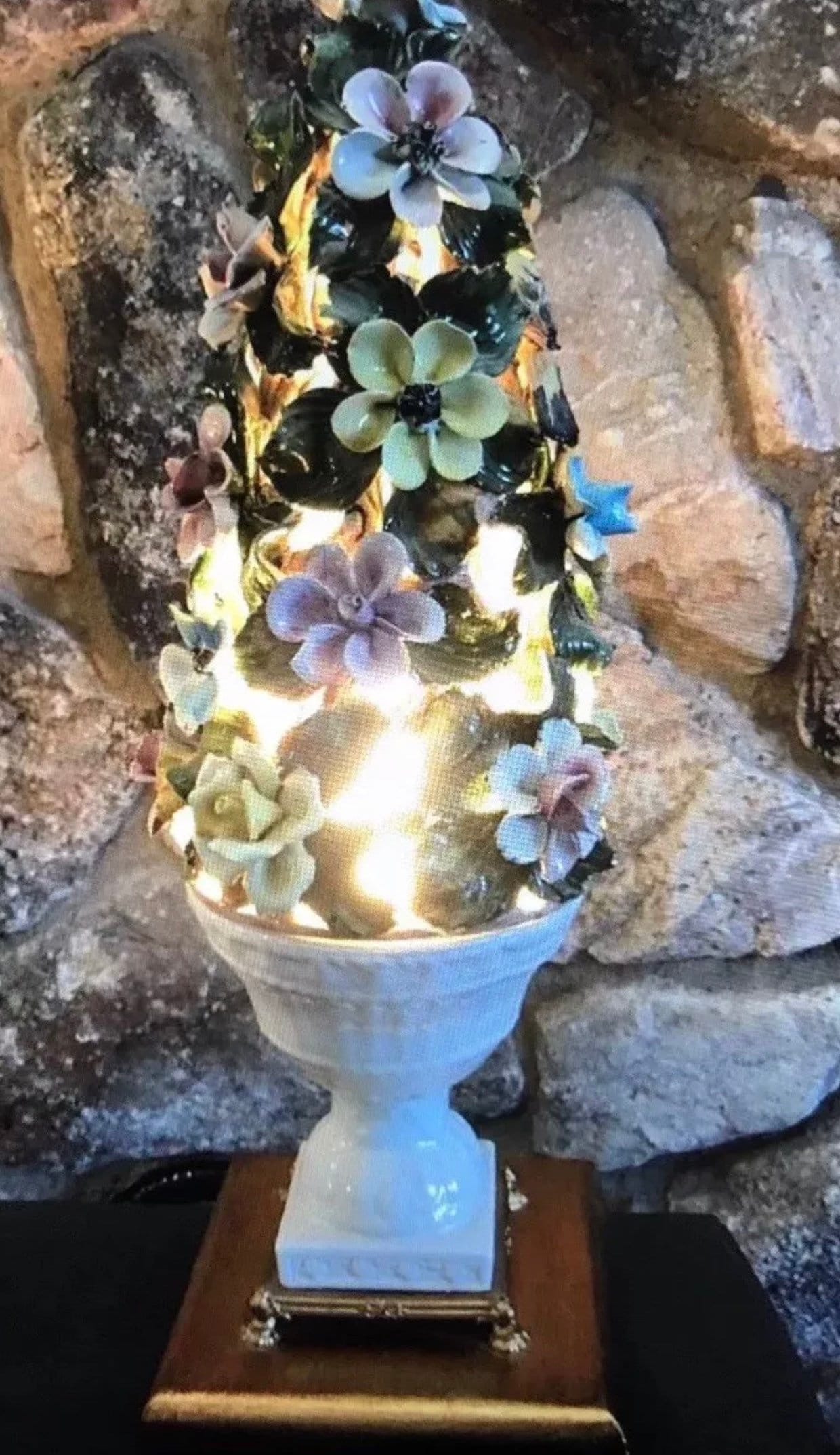 Vintage Italian Capodimonte Porcelain Topiary Tree Flower Vintage Italian Capodimonte Porcelain Topiary Tree Flower