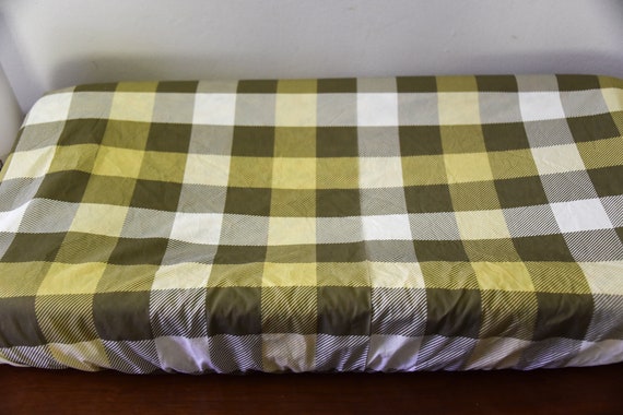 olive crib sheet