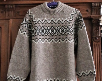 Vintage Runox Scandinavian chunky wool knit sweater with Nordic folk ornamental pattern 1980s 80s 1990s 90s made in Denmark