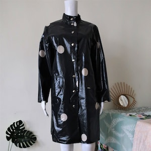 Finnish Vintage Vuokko shiny black PVC coated cotton raincoat coat with polka dots and high collar 1960s 60s