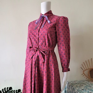 Vintage floral prairie cotton midi dress with Peter Pan collar puff sleeves and ruffle hem cottagecore Boho 1970s 70s 1980s 80s