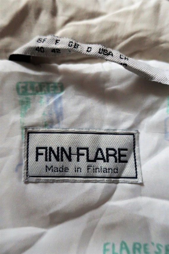 Finnish Vintage white padded long coat parka with… - image 7