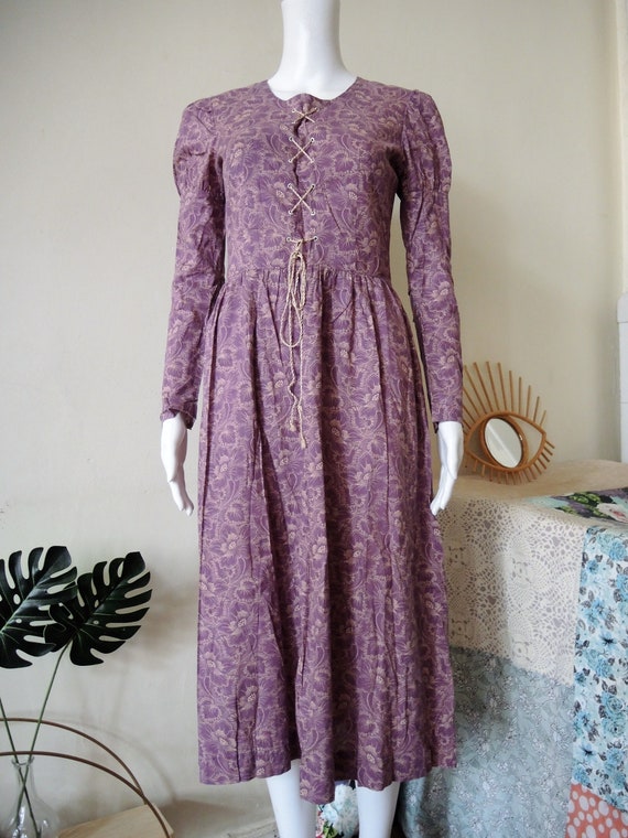 Vintage Vanessa Finland lilac floral cotton midi … - image 2