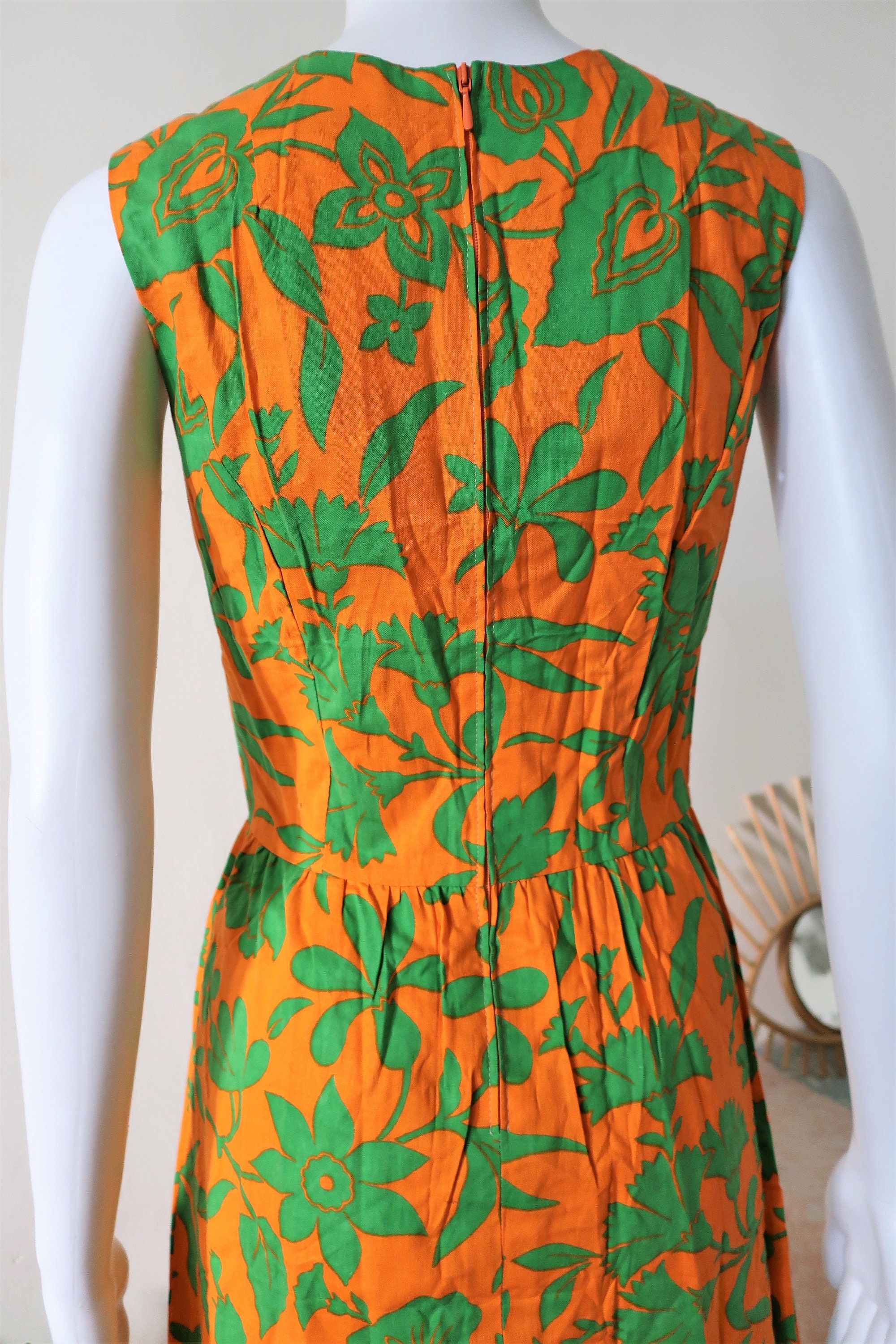 VTG 60S 70S WHITE RED GREEN ORANGE PAISLEY FLORAL PIXEL COTTON MAXI DRESS 10