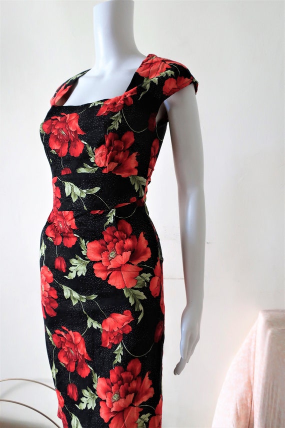 Vintage Get Cutie midi fitted dress with roses pr… - image 1