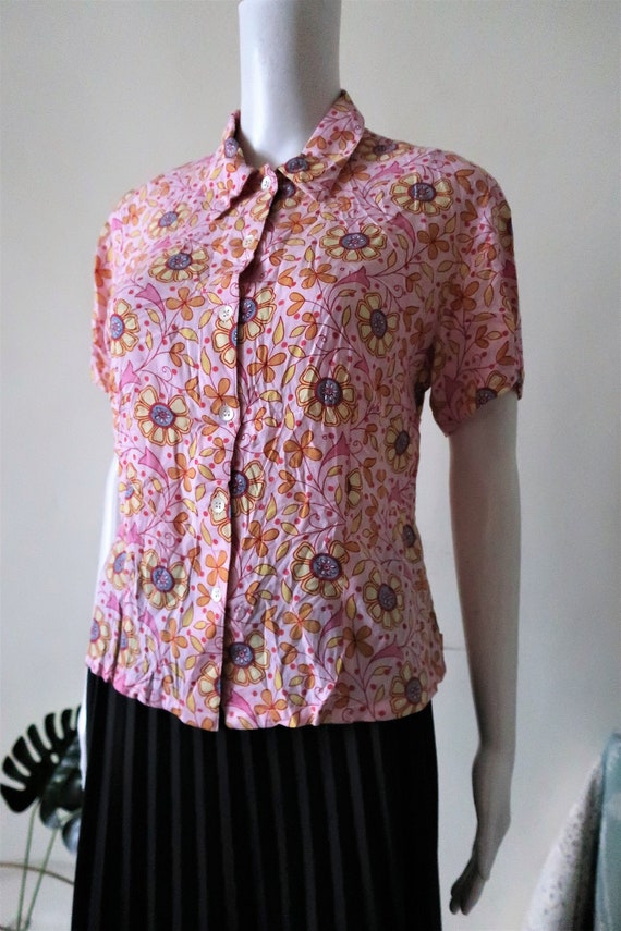 90s Vintage Floral Viscose Blouse: Blue & White Print