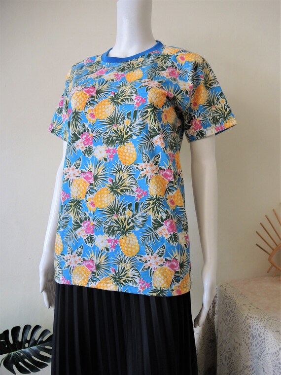 Vintage azure blue tropical print cotton t-shirt … - image 4