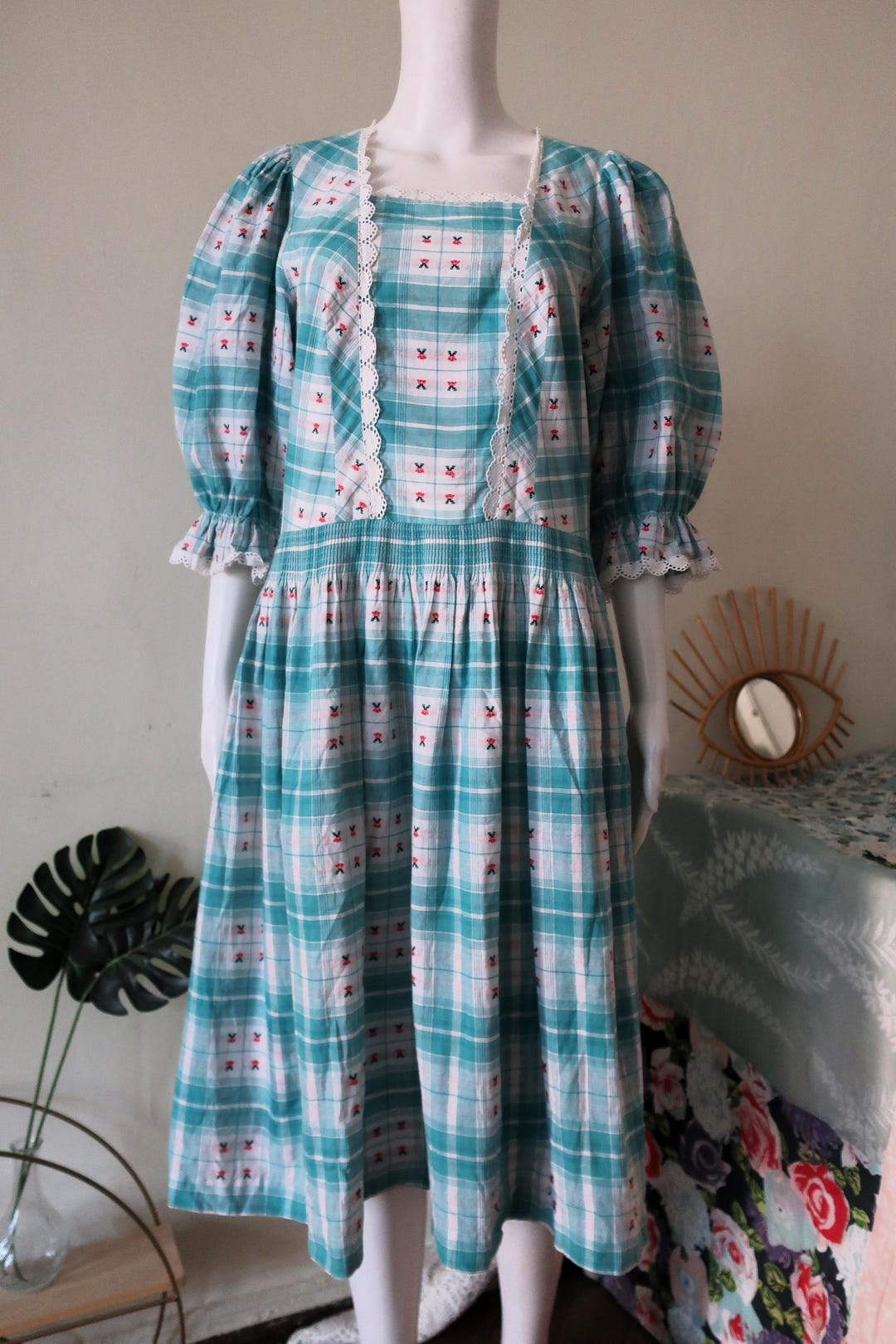 Austrian Patterns Retro Vintage Austrian Trachten Midi Dress Cotton Check Pattern Lace Trims ...