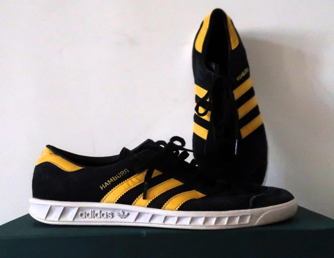 Vintage Adidas Originals Hamburg City Series Black Suede  display picture 2