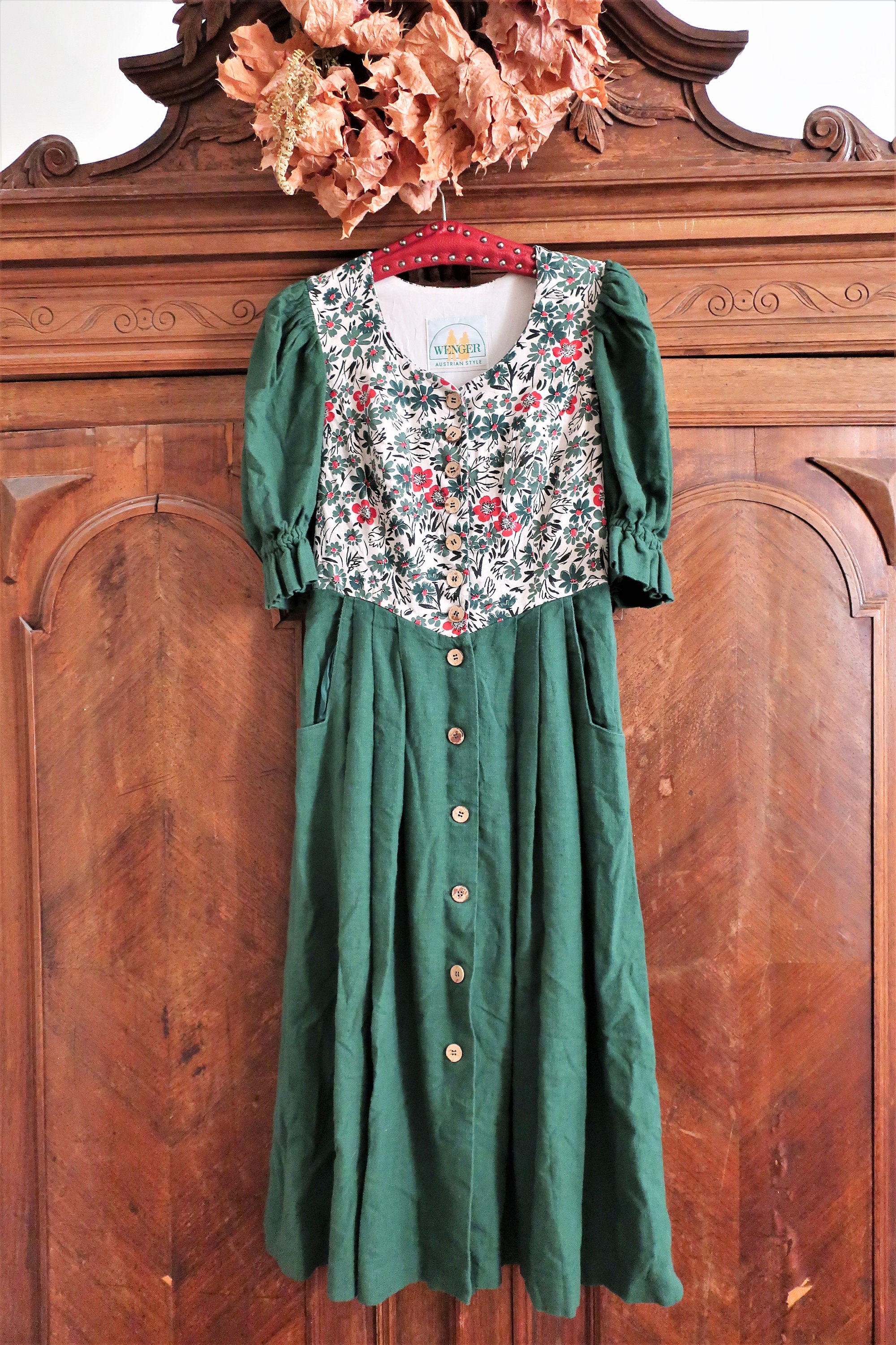 WENGER オーストリア　民族衣装　大きめサイズ　特大　グリーン　ビンテージ Vintage Wenger Green Austrian Trachten Midi Dress With
