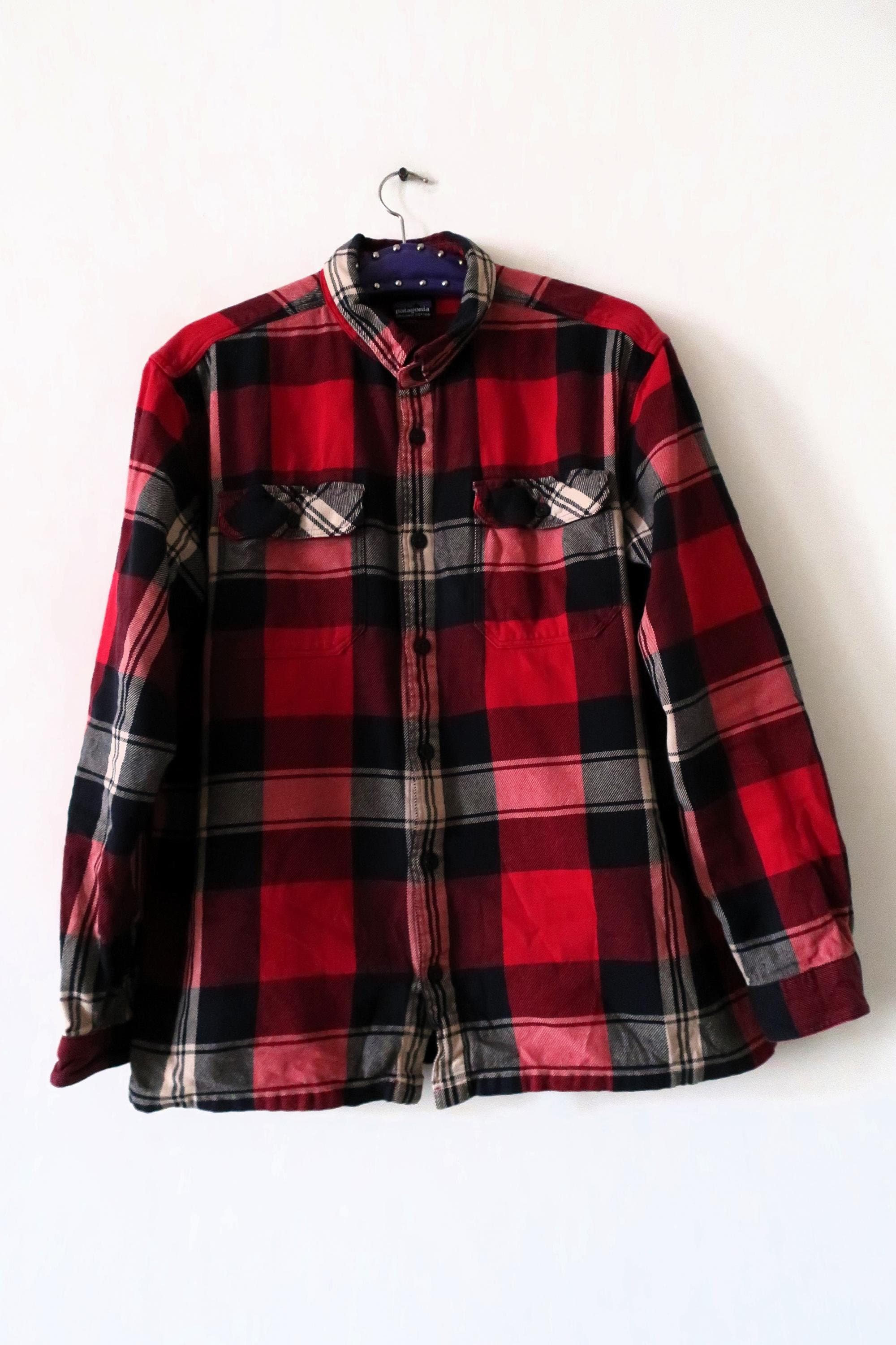 Vintage Patagonia Brushed Organic Cotton Red Black and White Vintage Patagonia Brushed Organic Cotton Red Black and White