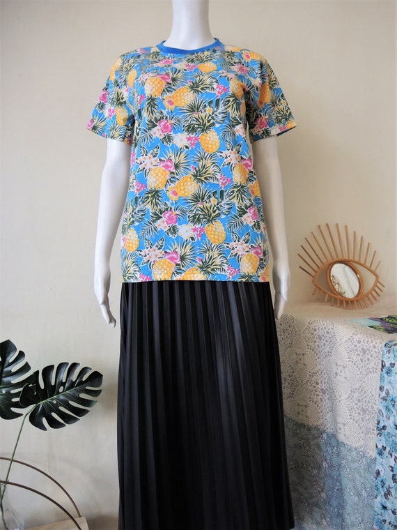 Vintage azure blue tropical print cotton t-shirt … - image 5