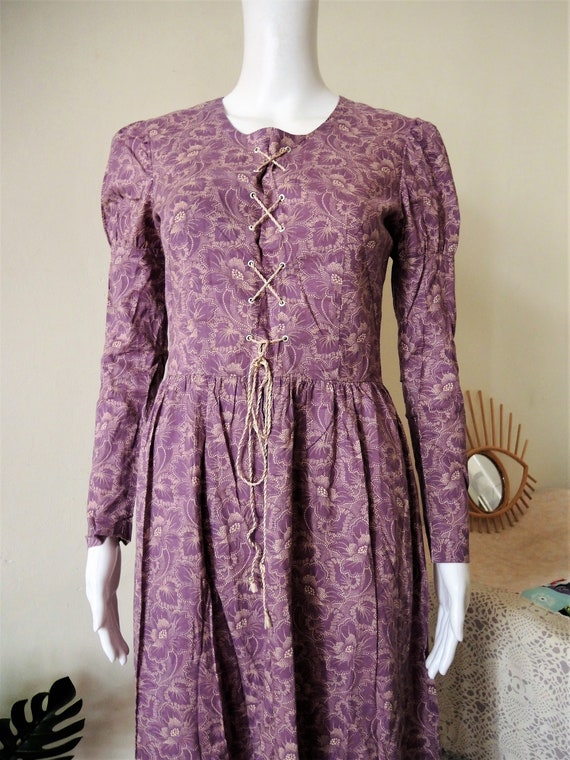 Vintage Vanessa Finland lilac floral cotton midi … - image 3