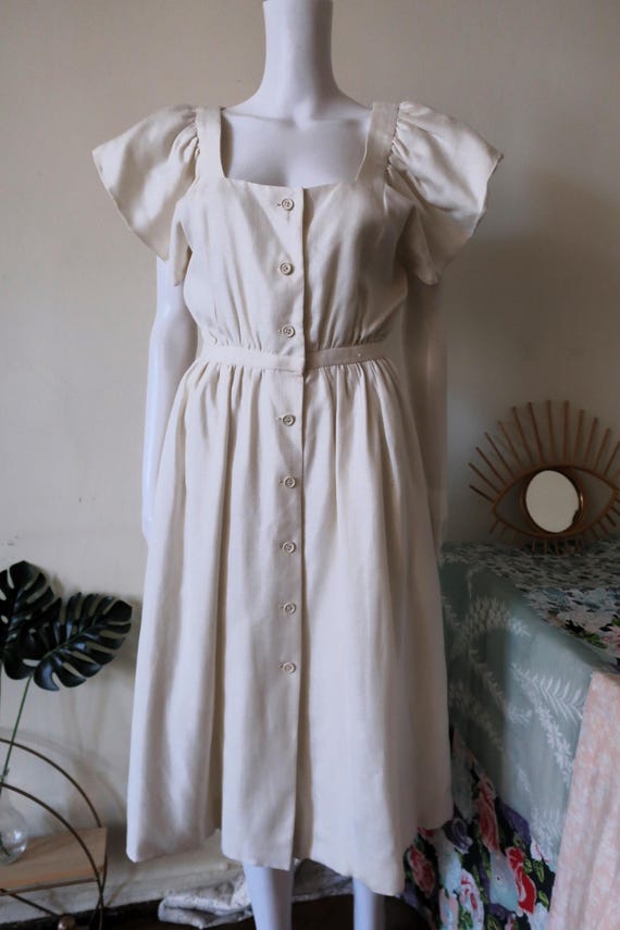 Vintage Halston Linen Midi Dress Ivory White With Button Front Accentuated Shoulders and Angel Sleeves 1980s 80s Made in USA - Etsy New Zealand Vintage Halston Linen Midi Dress Ivory White With Button Front Accentuated Shoulders and Angel Sleeves 1980s 80s Made in USA - Etsy New Zealand