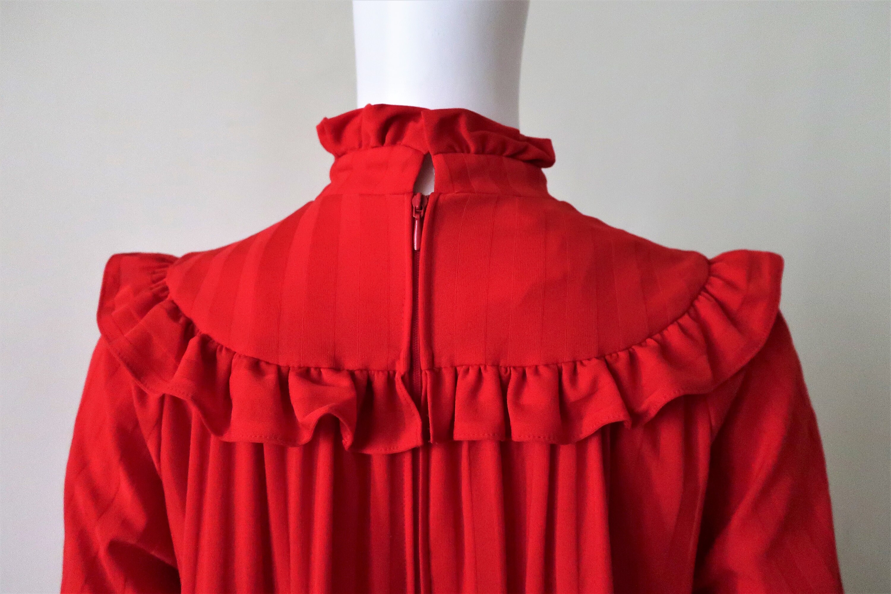 Swedish Vintage red midi dress with pie crust collar and ruffle bib 1970s 70s 1980s 80s